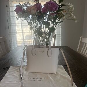 Kate Spade New York medium Bleecker Crossbody